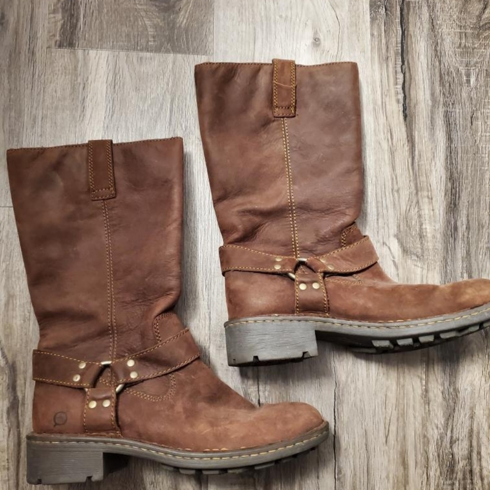 Born brown leather boots